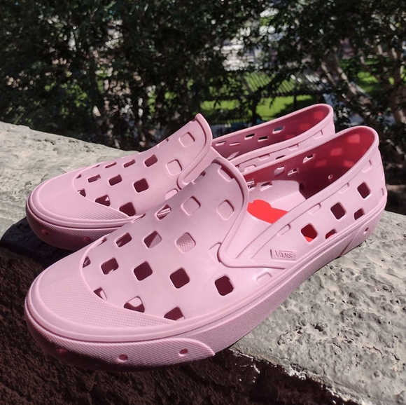 Vans Slip-On TRK, NWT (Vans sticker tag) - Picture 3 of 3